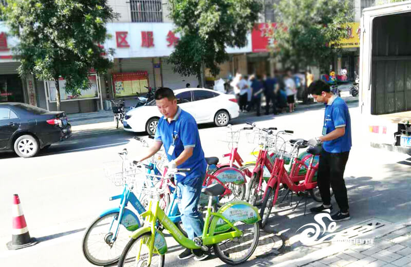 公共自行车司机免费送市民就医显担当
